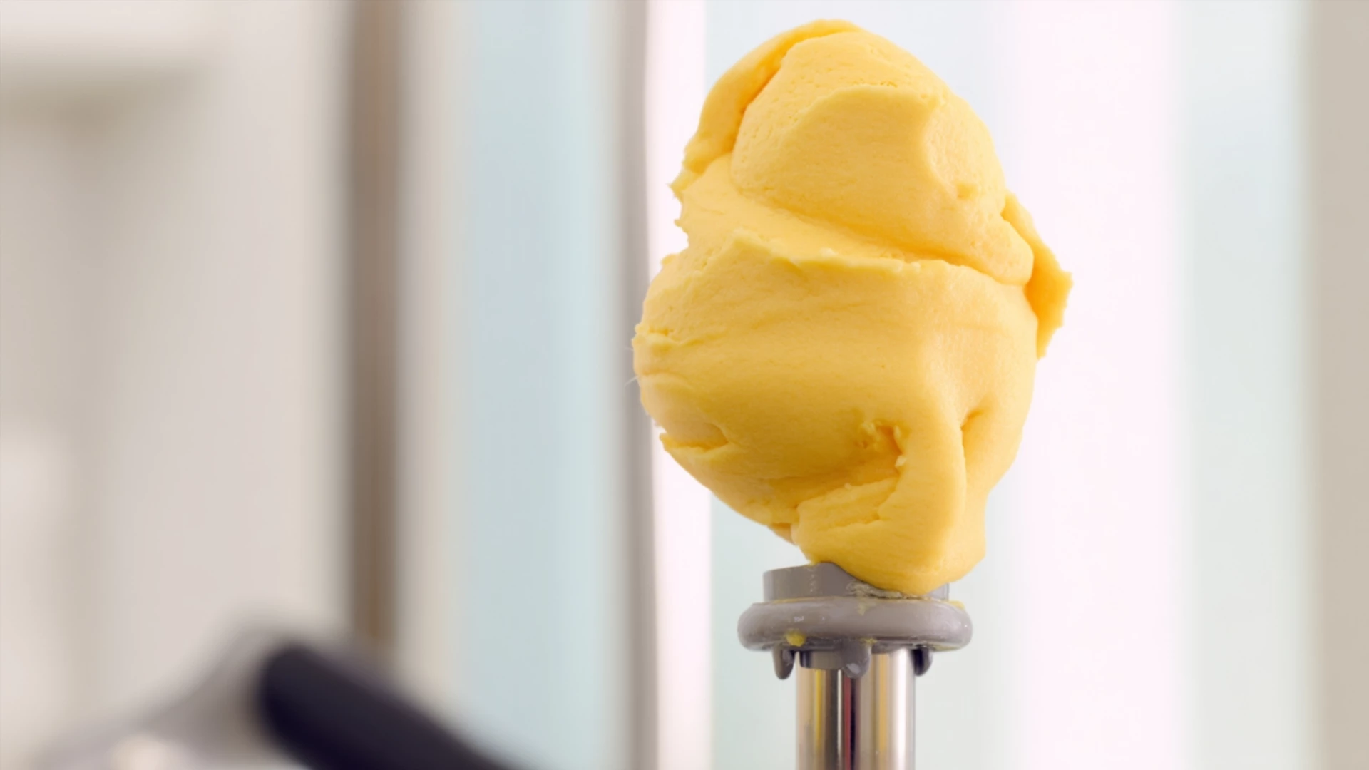 Фото блюда: Облепиховое мороженое – яркая и насыщенная вкусовая гармония