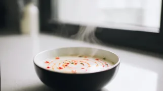 Фото рецепта: Согревающий острый суп с катыком и рисом