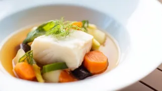 Фото рецепта: Палтус тушённый с овощами – вкусный и полезный рецепт