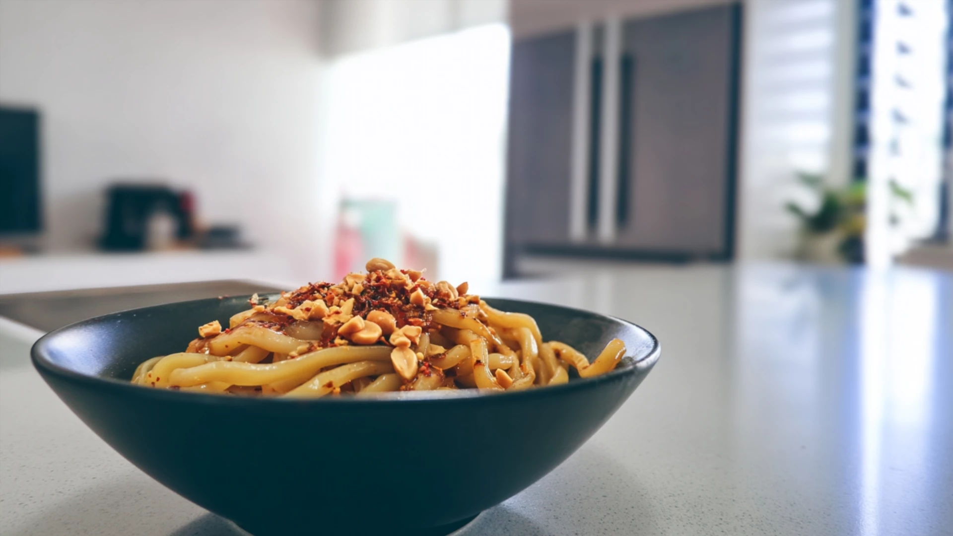 Фото блюда: Пряный удон с арахисом для яркого ужина