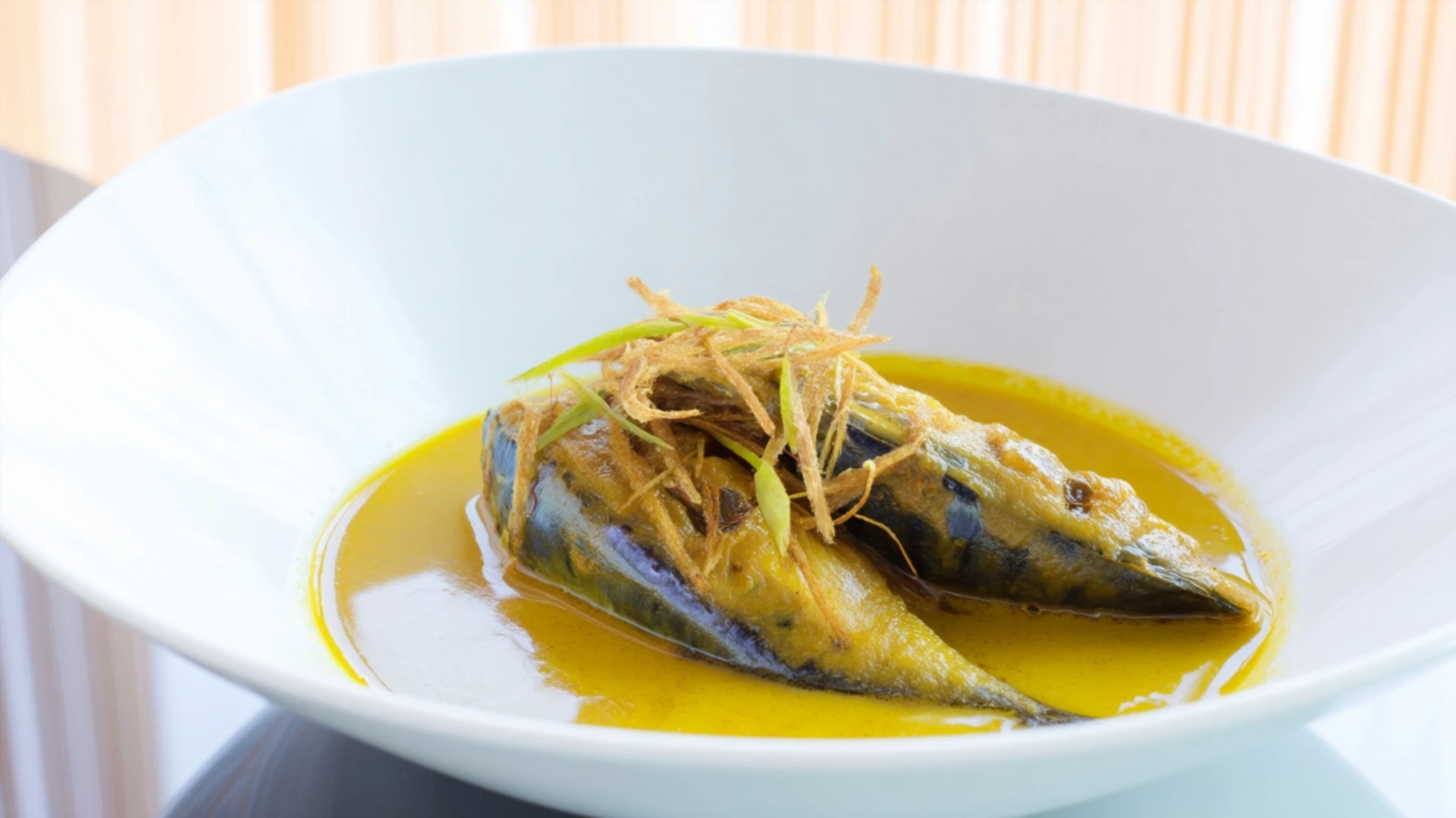 Фото блюда: Скумбрия в пряном соусе карри