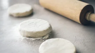 Фото рецепта: Песочное тесто с соевой мукой для легкого пирога