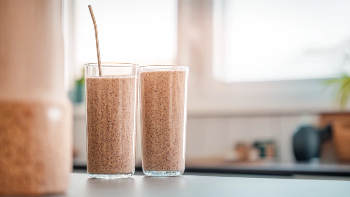 Фото блюда: Энергетический смузи с гречневыми хлопьями для бодрого утра, рецепт с фото