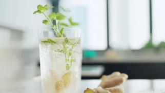 Фото рецепта: Рецепт имбирного тоника с мятой