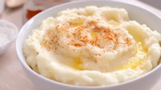 Фото рецепта: Картофельное пюре с мягкой острой глубиной и сливочным вкусом