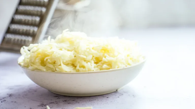 Фото блюда: Нежное картофельное пюре с тянущимся сыром за считанные минуты