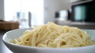 Фото рецепта: Нежная паста со сливочным соусом и апельсиновой цедрой с ярким ароматом