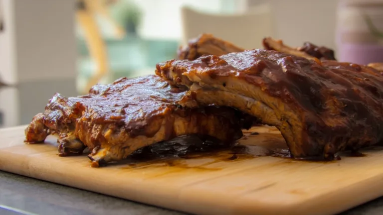 Фото блюда: Сочные свиные ребрышки BBQ в духовке с насыщенным вкусом