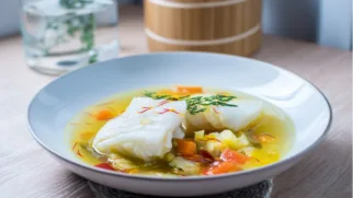 Фото рецепта: Шафрановый рыбный суп с нежным ароматом моря