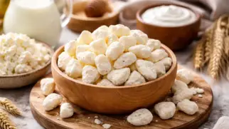 Фото рецепта: Ааруул сушеный творожный сыр плотный традиционный монгольский