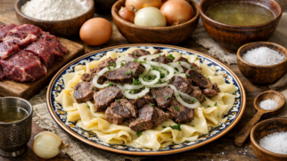 Фото рецепта: Бешбармак из конины с лапшой и наваристым бульоном по казахскому рецепту