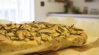 Фото рецепта: Фокачча с розмарином и оливковым маслом