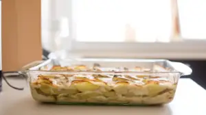 Фото блюда: Картофельный гратен с эстрагоном и грюйером