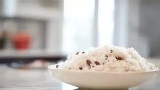 Фото рецепта: Карибский рис с бобами на кокосовом молоке и ямайском перце
