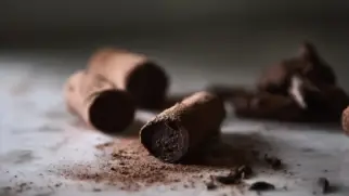 Фото рецепта: Шоколадный трюфель с кардамоном и какао