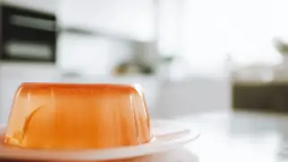 Фото рецепта: Желе из кураги с желатином и нежной фруктовой текстурой